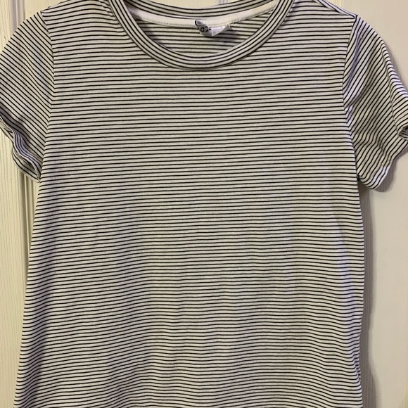 H&M Tops - H&M Divided striped tee. Medium.